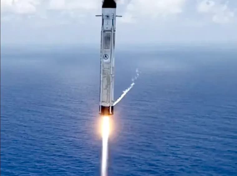 Китай впервые поймал многоразовую ракету, и сделал это не так, как SpaceX