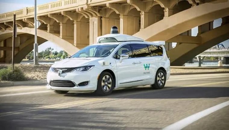 Waymo разработала собственный ИИ-чип для беспилотных такси, чтобы опередить Tesla