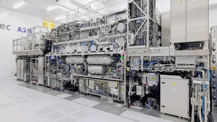 ASML привязала TSMC, Samsung и Intel к High-NA EUV, Huawei готовит DUV-ответ