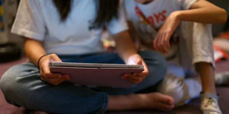 MIT Technology Review: дети обходят запреты соцсетей, и это сигнал, а не проблема