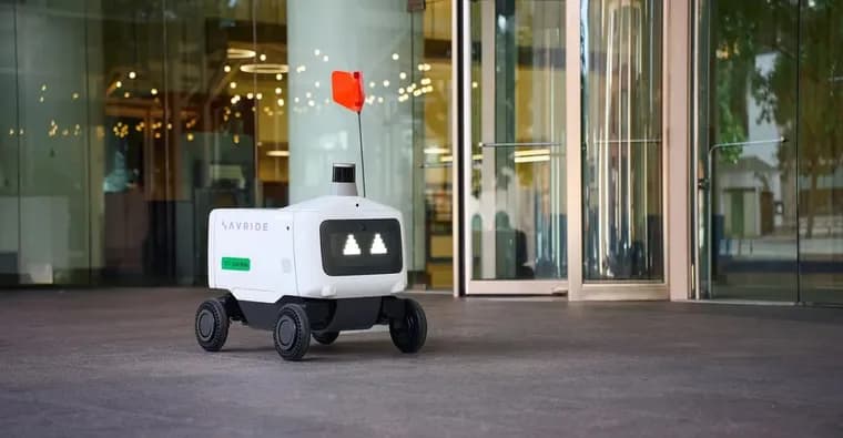 В Филадельфии арестовали женщину за блокировку робота Uber