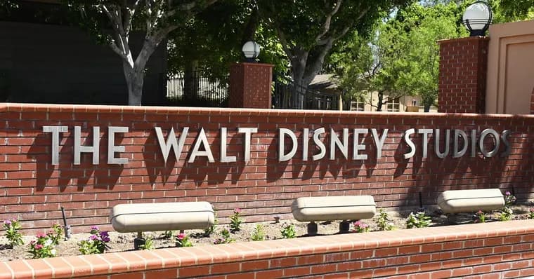 Character.AI обанкротилась: Disney наняла большую часть штата и хочет лицензию на технологии