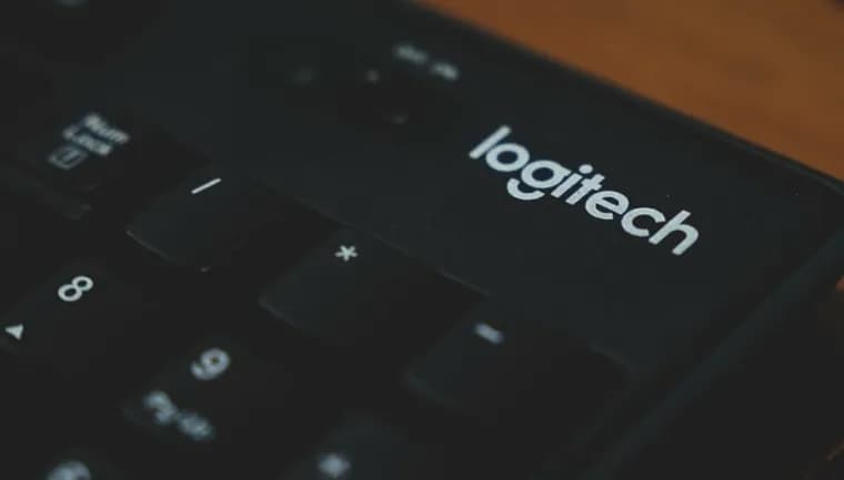 На Logitech подали в суд за отказ вернуть покупателям переплату по пошлинам